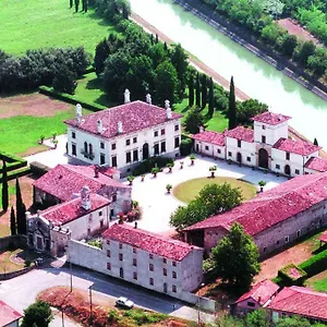 villa-darco-apartment.hotelinveneto.com/